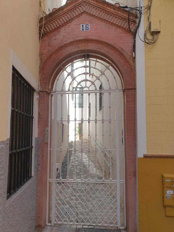 דירות סביליה Apartamento Corral Del Rey 16 מראה חיצוני תמונה